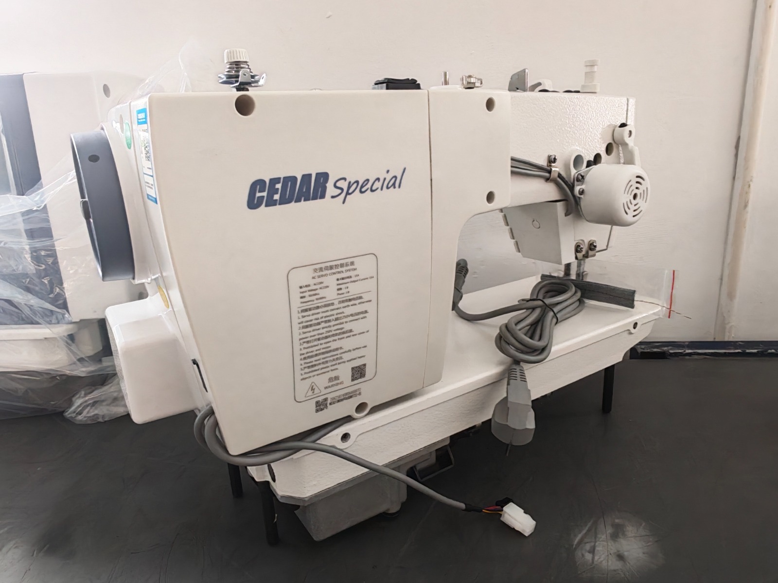 CS-1968BNF view 3