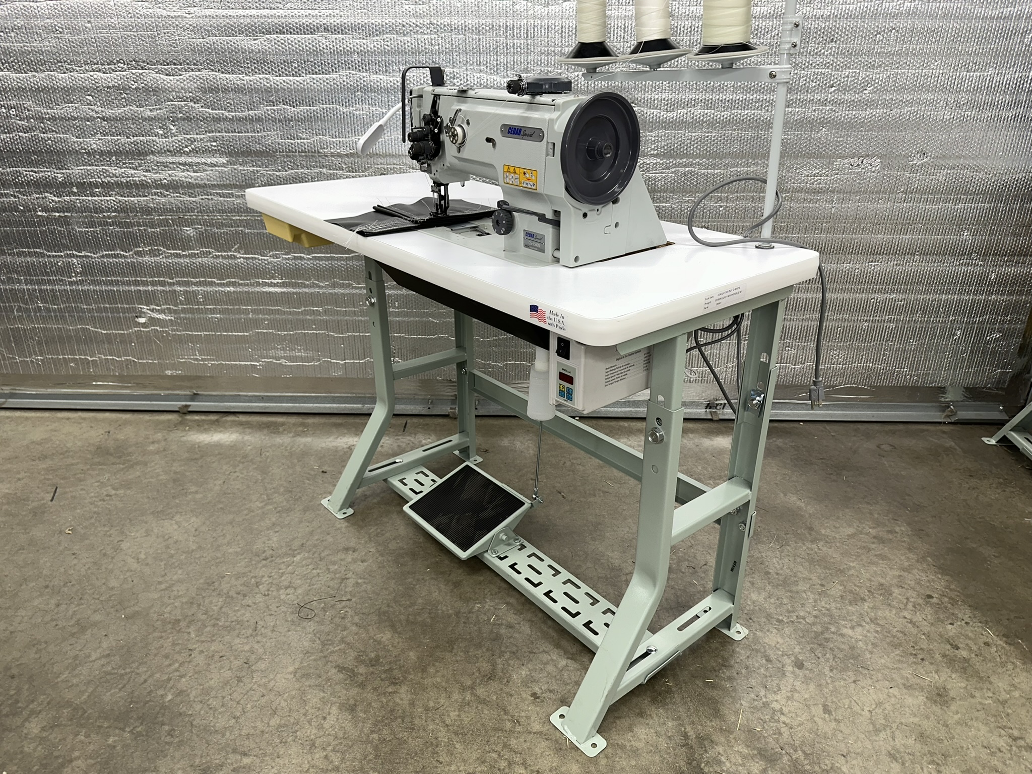 CS-1560N view 2